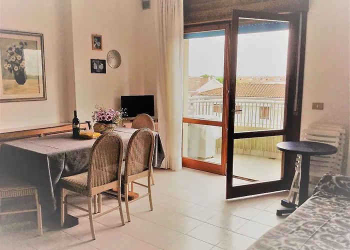 Hotel Apartments Exclusive Bolognese - With Sea View - Attached To The Levante Beach - With Ultra-Fast Wi-Fi - Pet Friendly - Delivery Restaurant - Pizzeria - With Two Bicycles You Can Use - With Garage For Your Car - With Dishwasher And Air Conditio